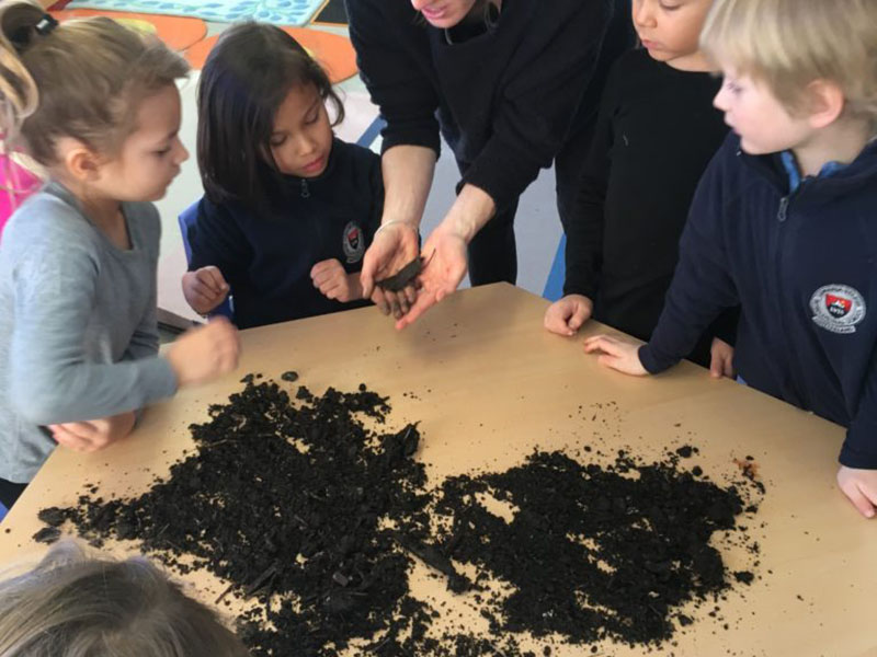 CLASS B STUDENTS LEARN ABOUT COMPOSTING AND KITCHEN WASTE